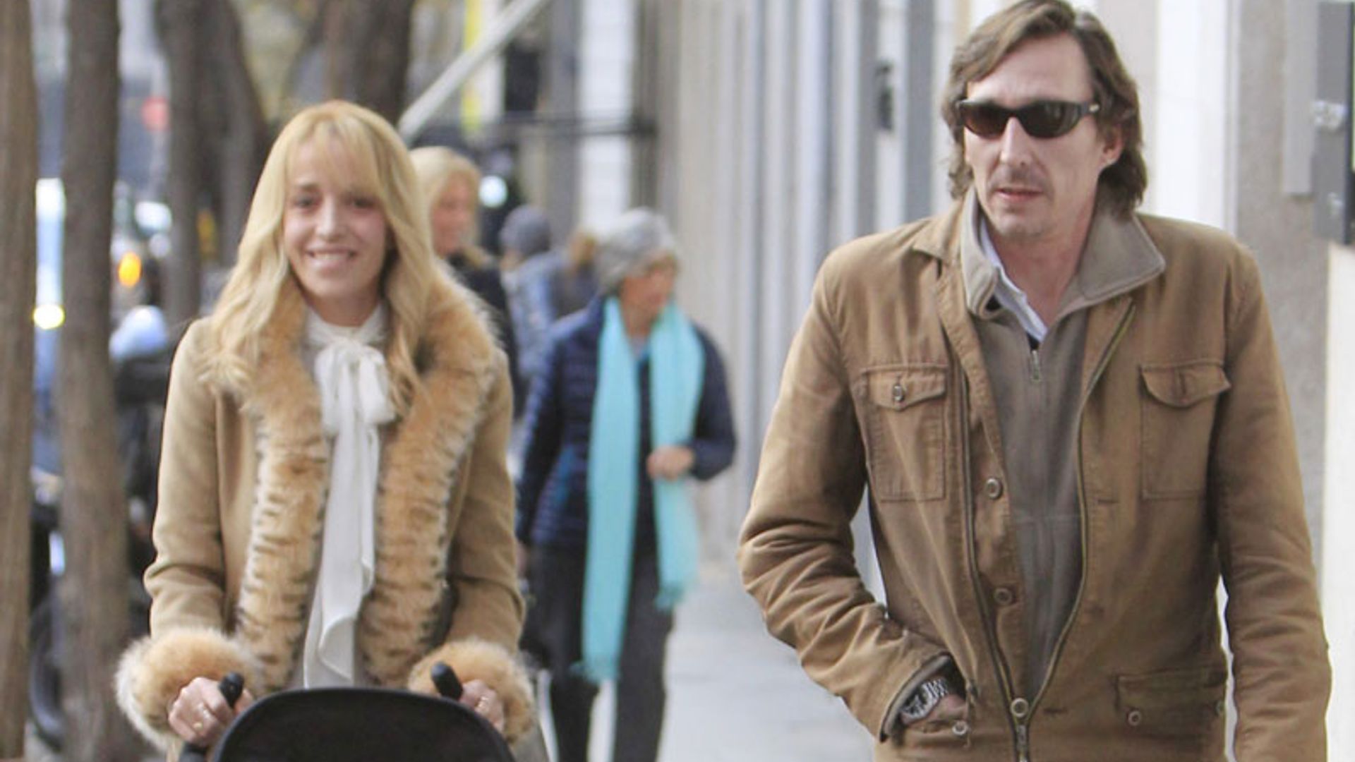 En ¡HOLA!, la difícil situación del matrimonio de Fernando Gómez-Acebo y Nadia Halamandari