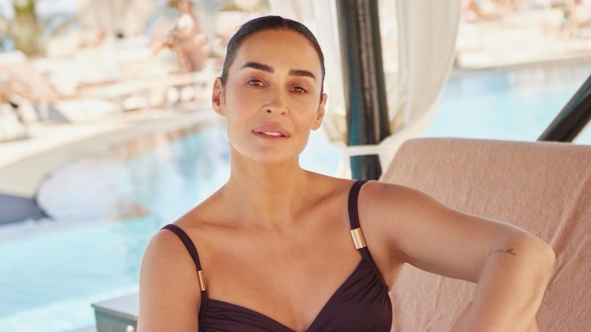 Vicky Martín Berrocal se adelanta al verano luciendo el bikini perfecto para mujeres con curvas