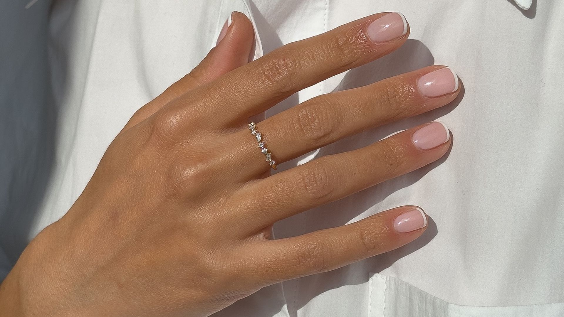 9 manicuras veraniegas y elegantes de las españolas del momento: de las milky nails al rosa bebé