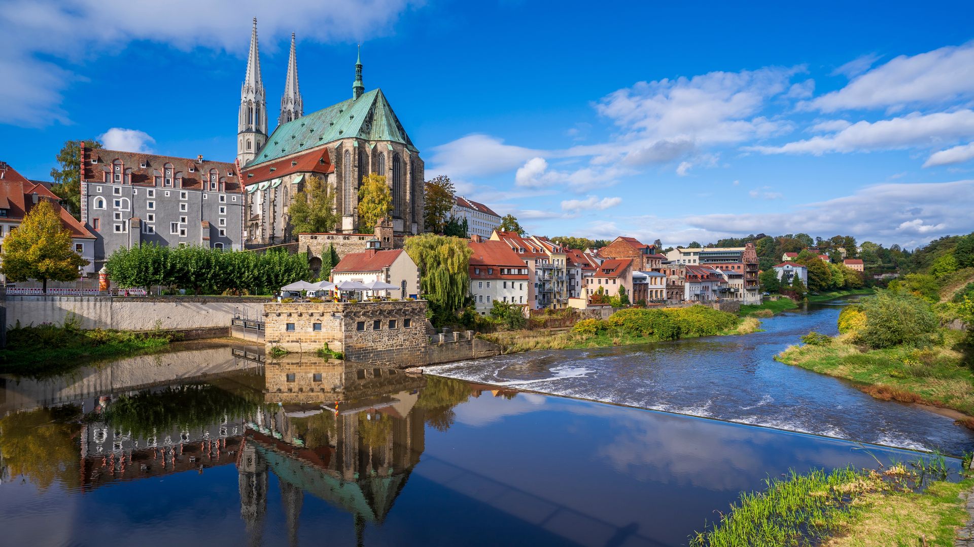 El río Neisse separa la ciudad alemana de Görlitz de la polaca de Zgorzetec
