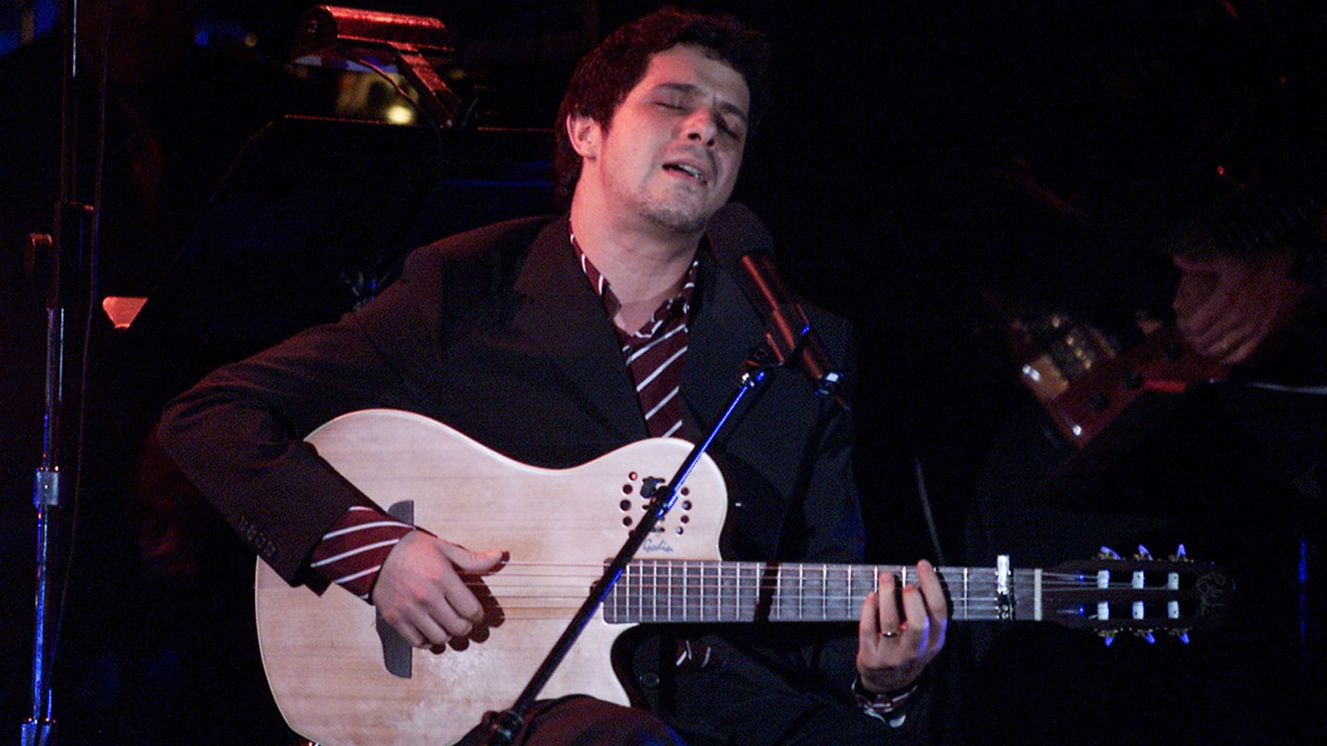 Alejandro Sanz en su casa de Miami