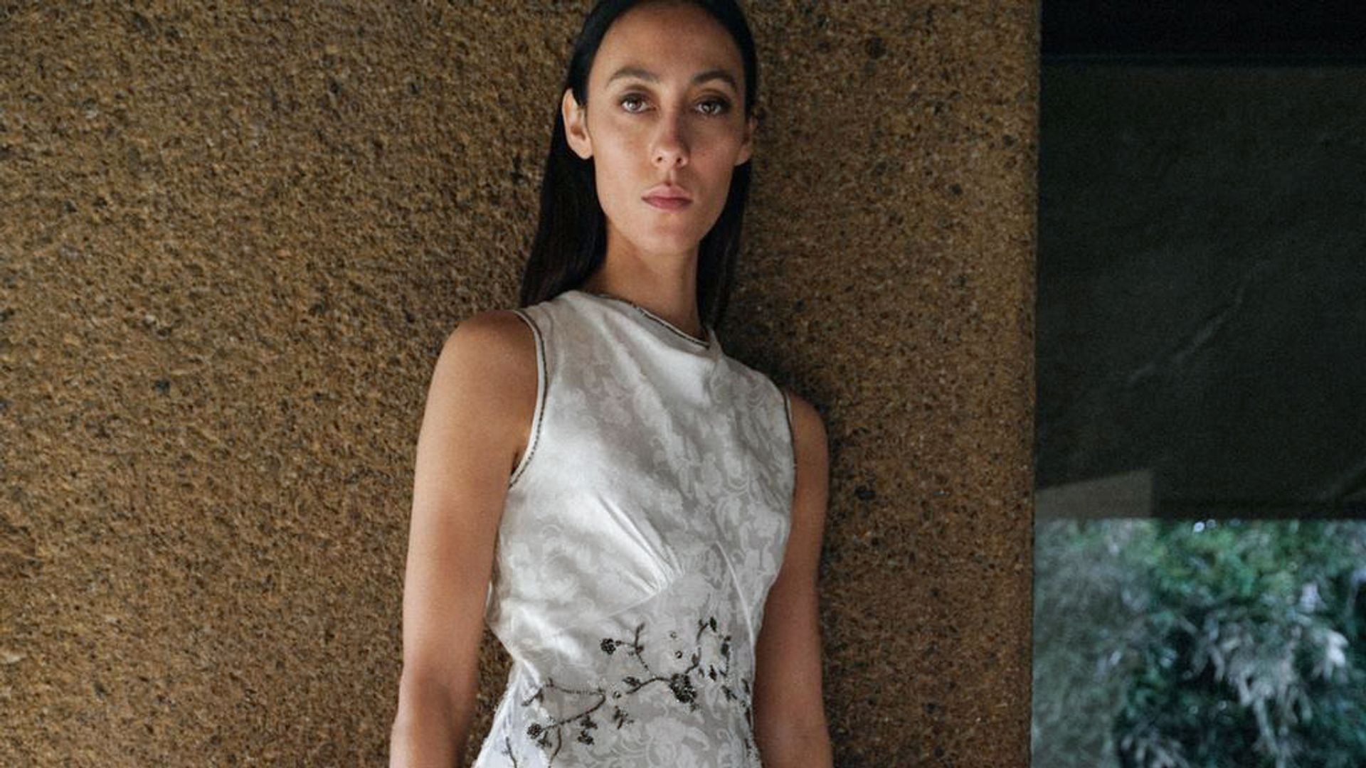 Si me casara mañana, lo haría con este vestido de novia con bordados de Zara