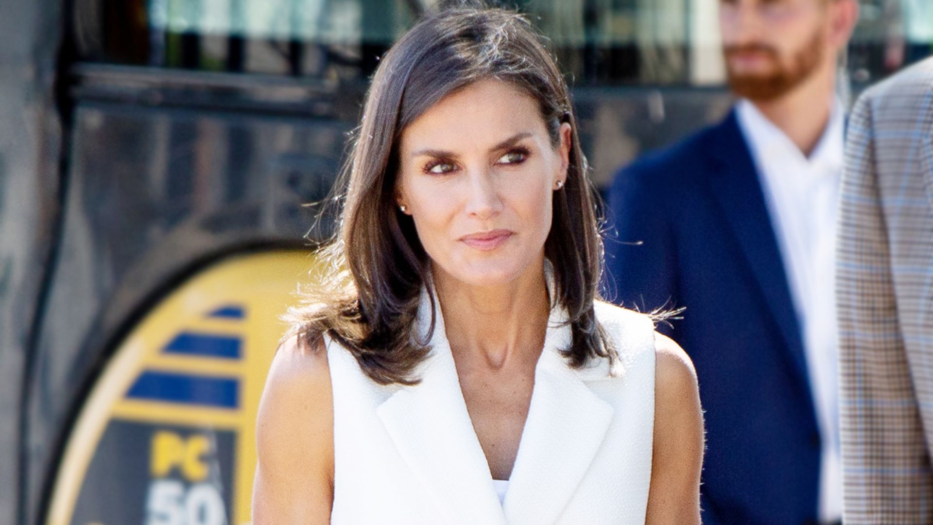 Doña Letizia disfruta de una tarde de cine y terraceo con sus amigas