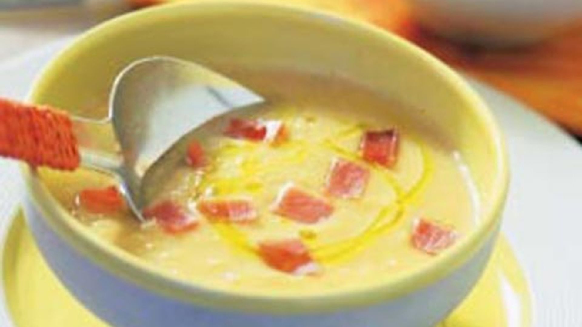 Salmorejo amarillo