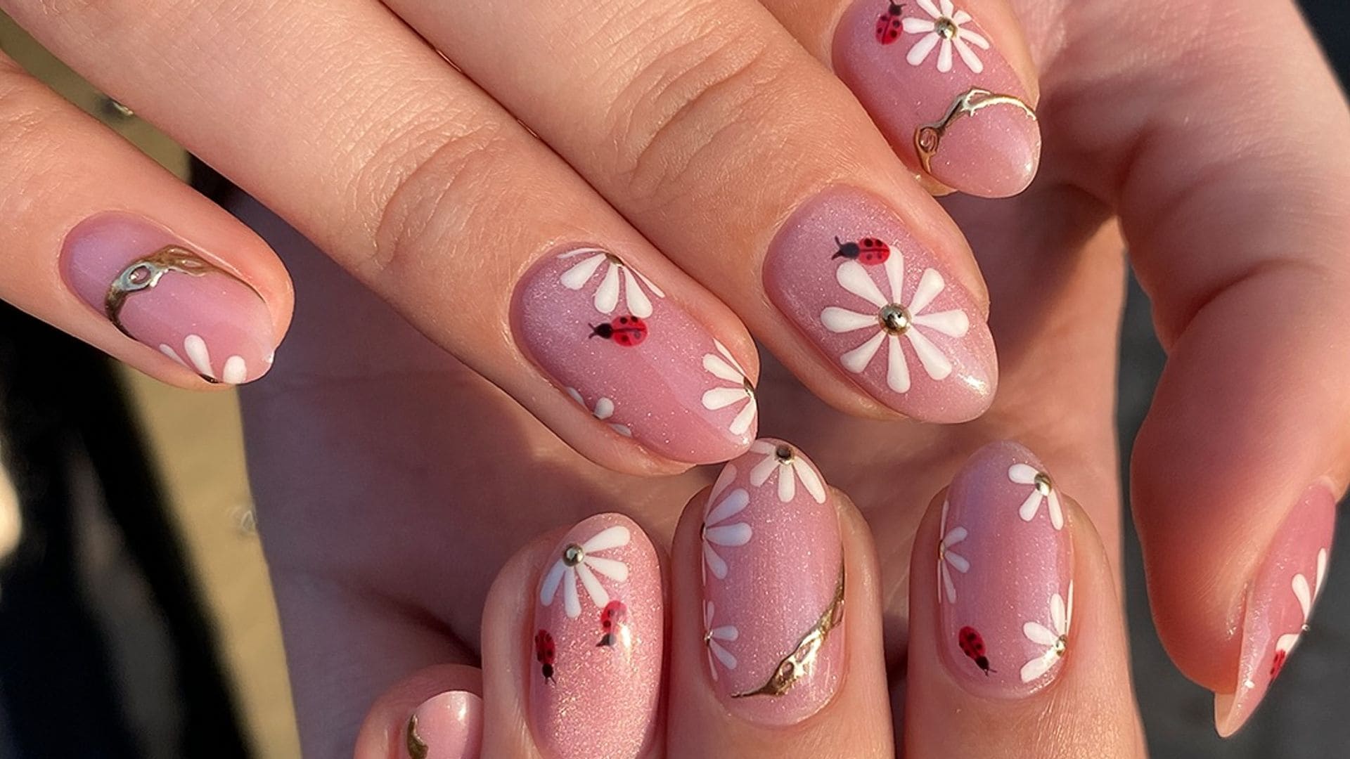 'Ladybug nails': la manicura divertida que tienes que probar antes de que termine el verano