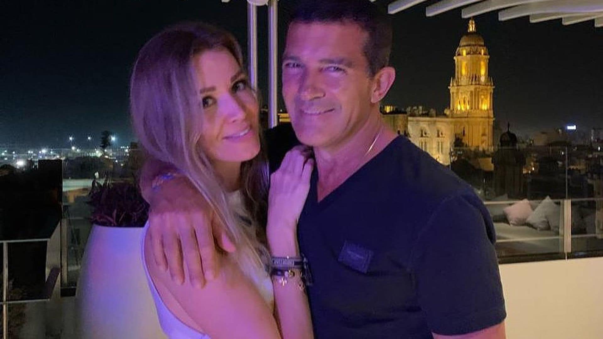 Bajo las estrellas y con rostros conocidos: Antonio Banderas y Nicole Kimpel celebran sus cumpleaños