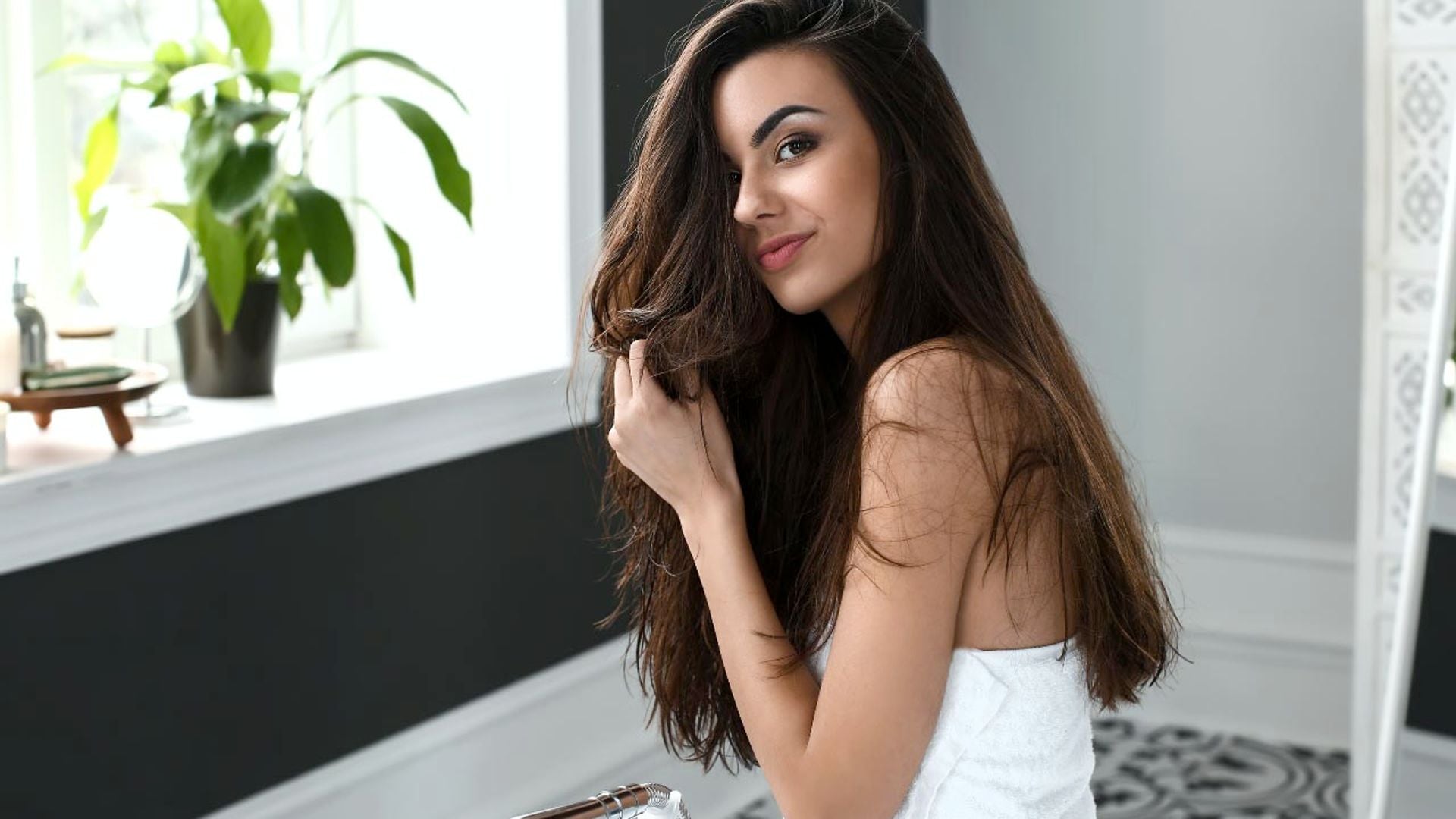 Esta es la coloración vegana que cubre 100% las canas y el color dura 8 semanas como el primer día