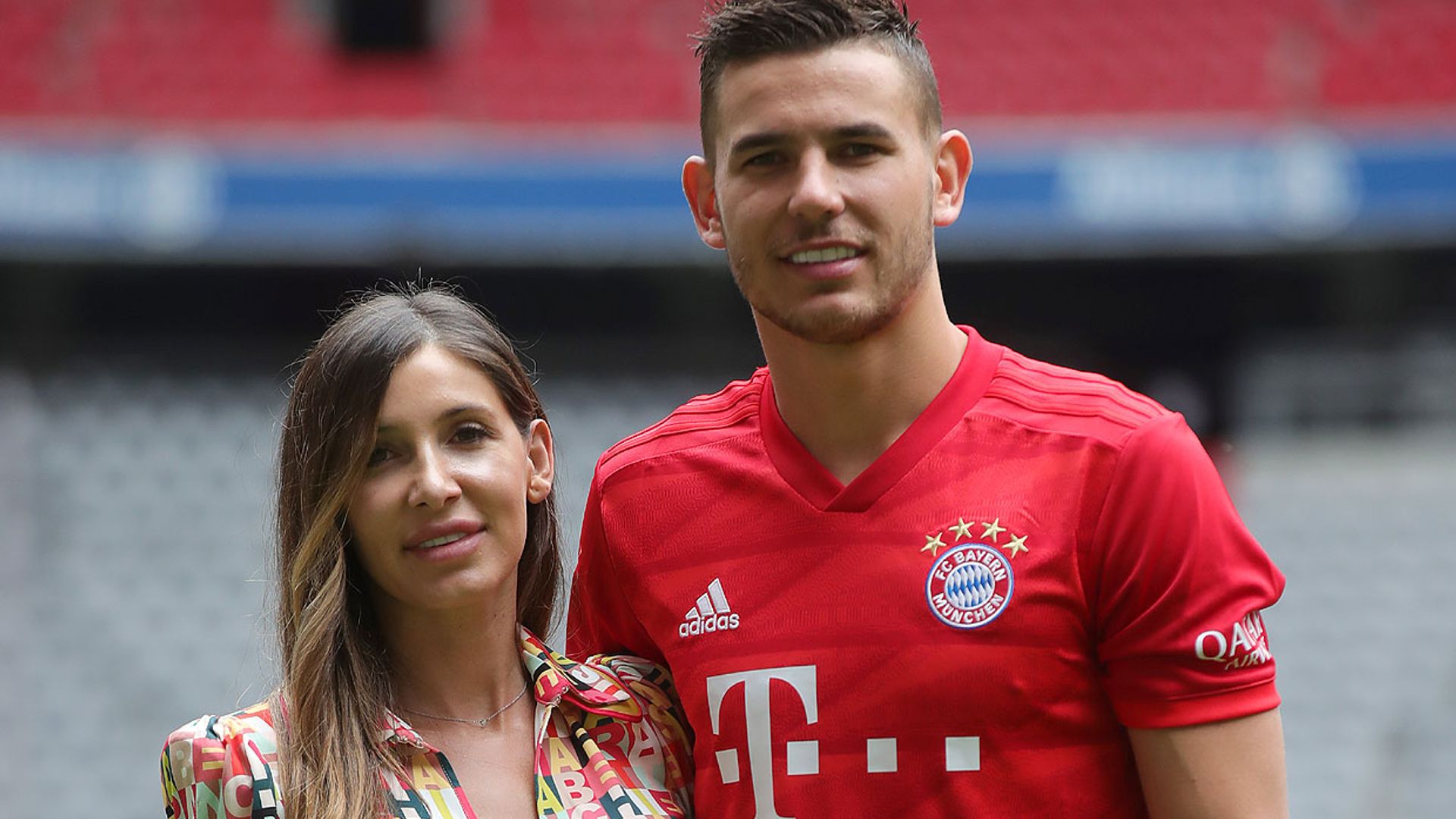Nueva polémica en el matrimonio del futbolista Lucas Hernández: su mujer le acusa públicamente de serle infiel
