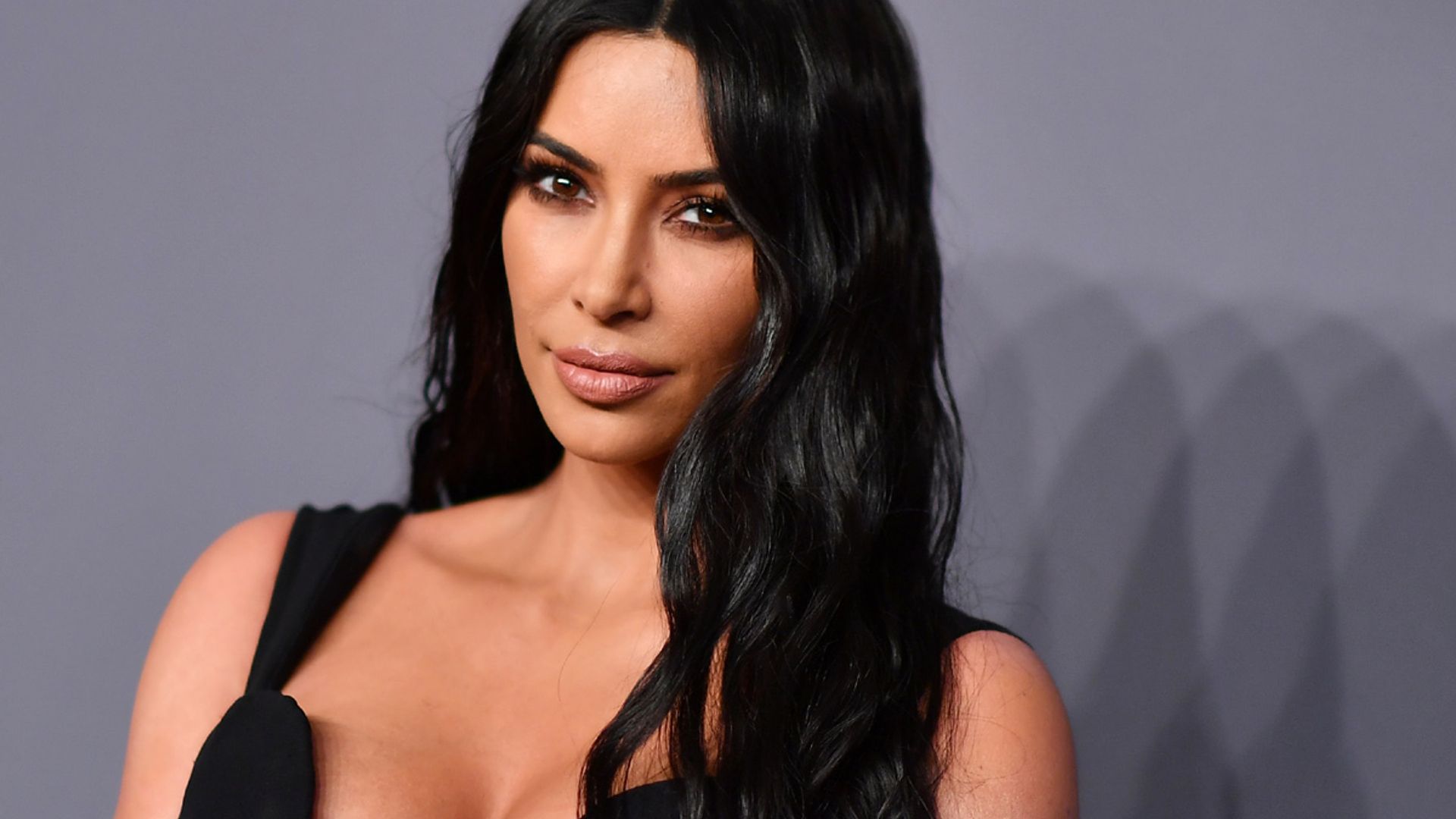 Así se hizo el look exprés más complicado que ha llevado Kim Kardashian hasta la fecha