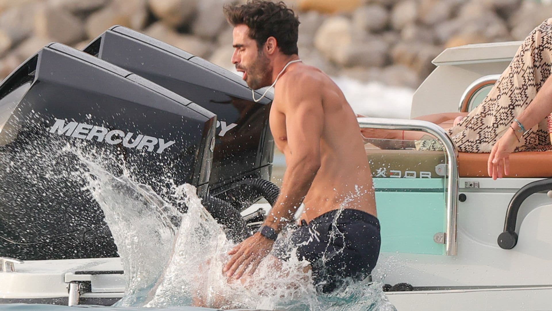 El divertido plan con amigos de Juan Betancourt en Ibiza tras su ruptura con Paula Badosa