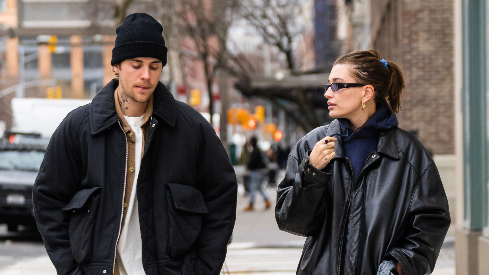 Justin y Hailey Bieber, ¿más solos que nunca? El comentado silencio de la pareja tras la detención de Puff Daddy