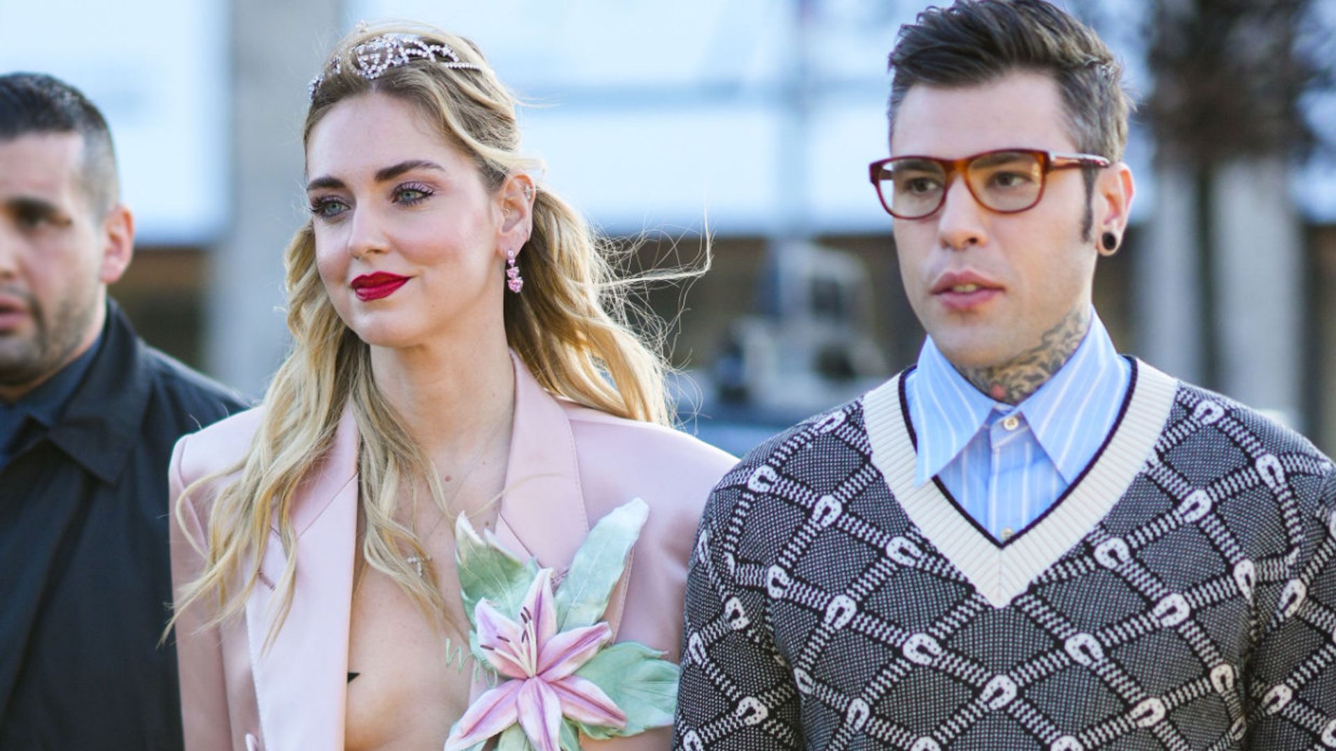 Fedez experimenta una 'ligera mejoría' días después de ser ingresado de urgencia por una hemorragia