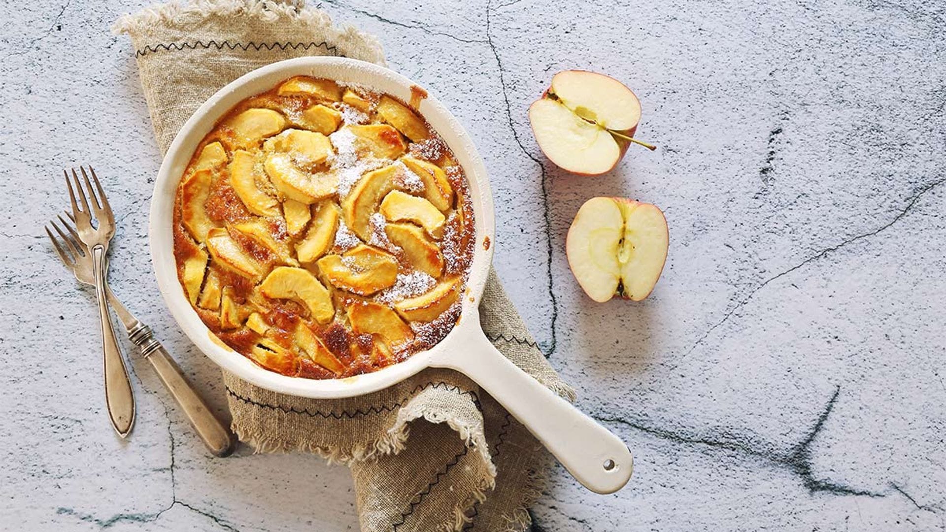 'Clafoutis' de manzana al limón
