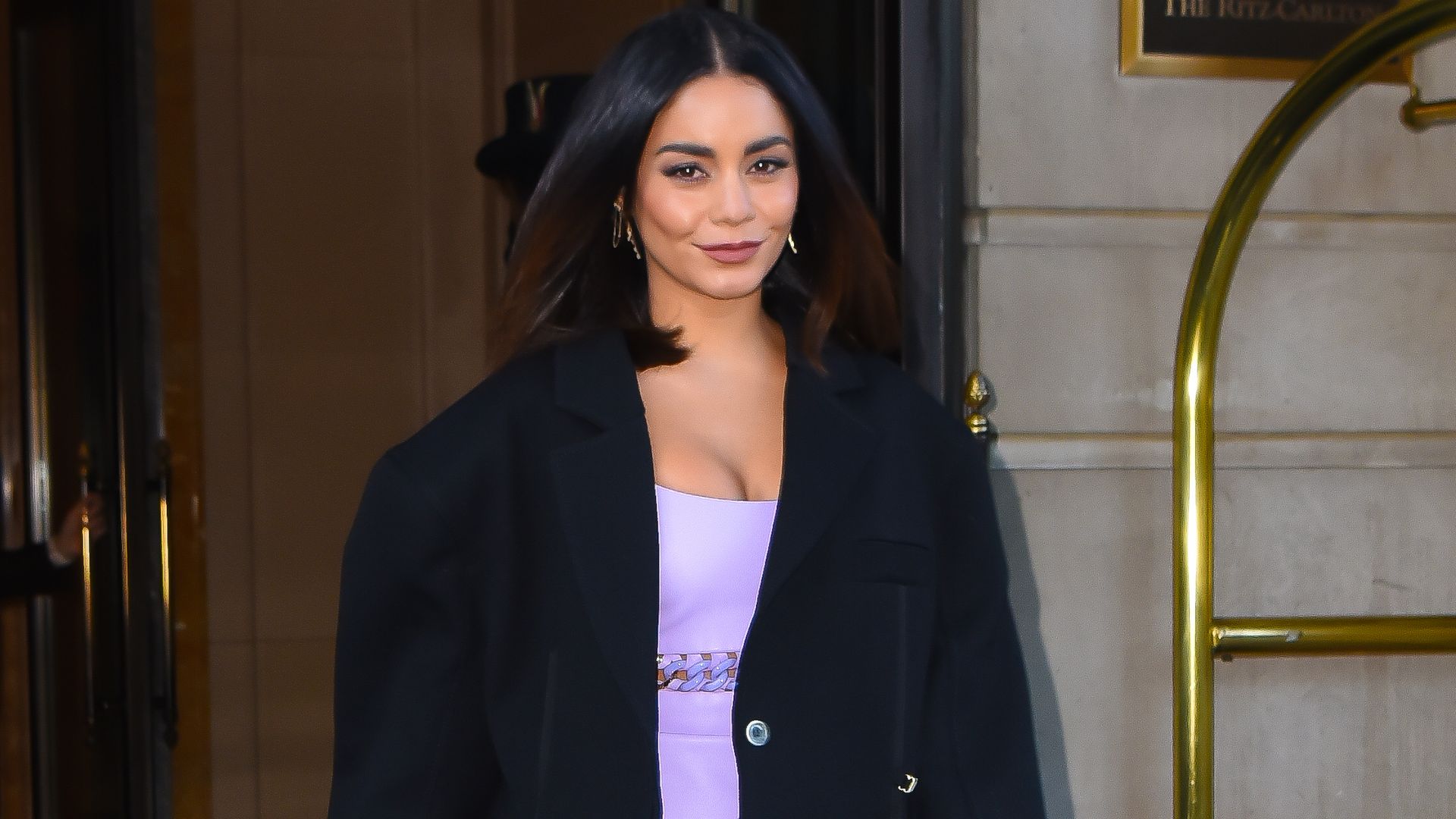 Con un mensaje enérgico, Vanessa Hudgens rompe el silencio tras el nacimiento de su bebé