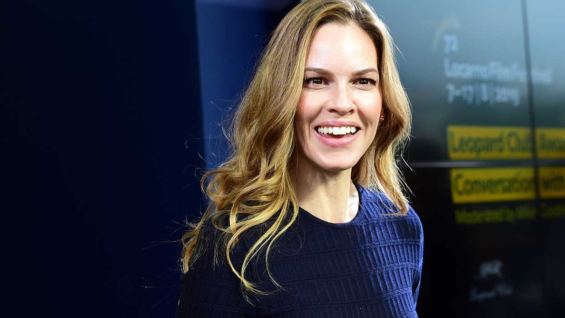 Hilary Swank, de 48 años, anuncia que será madre por primera vez ¡y de gemelos!