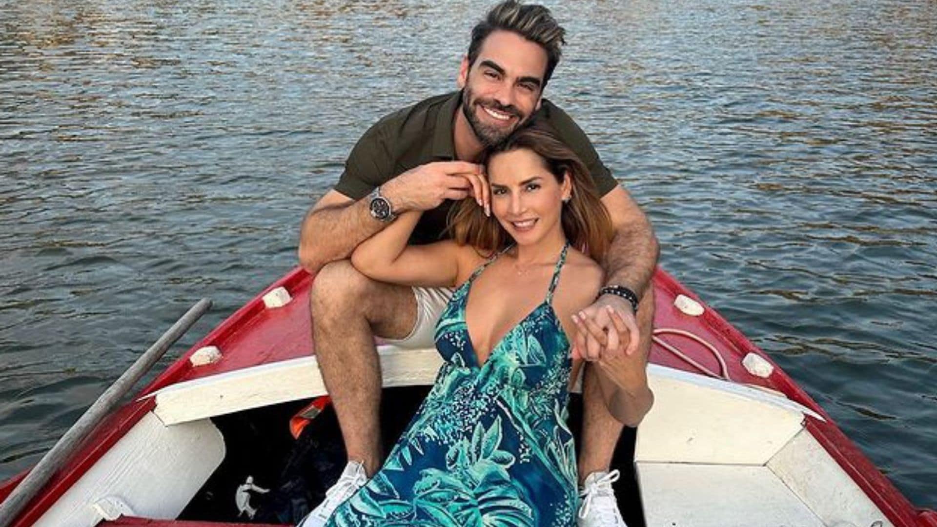 Todos los detalles de las vacaciones de Carmen Villalobos ('Café con aroma de mujer') y su novio por Europa