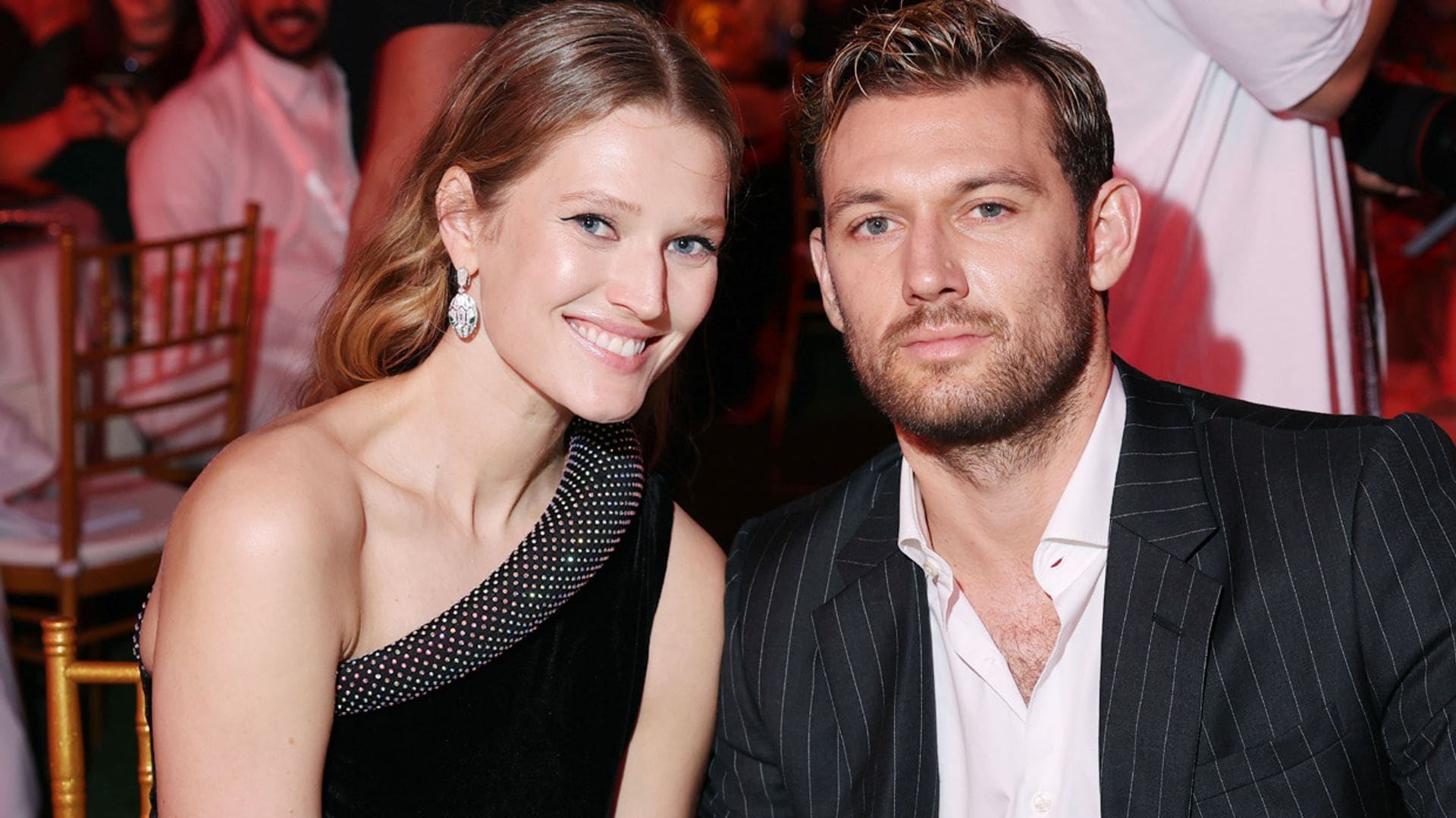 El sorprendente divorcio de Toni Garrn y Alex Pettyfer un año después de su boda
