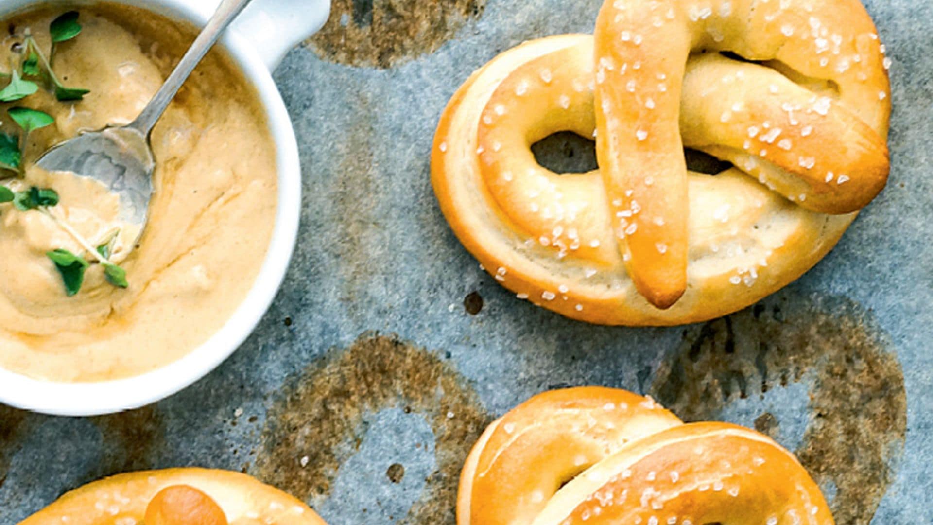 'Bretzels' con crema de mostaza