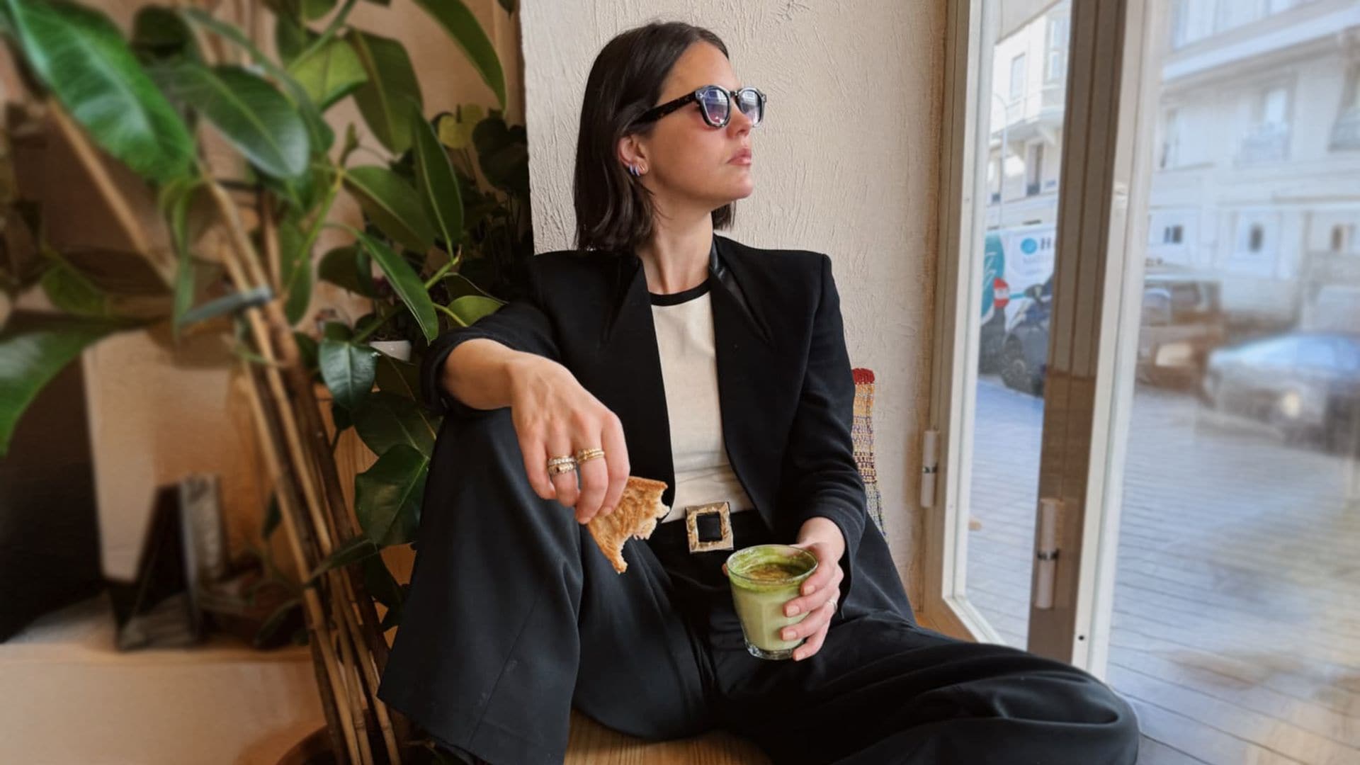 La guía de Isabelle Junot para combinar el estampado de vaca en 3 looks nivel experta