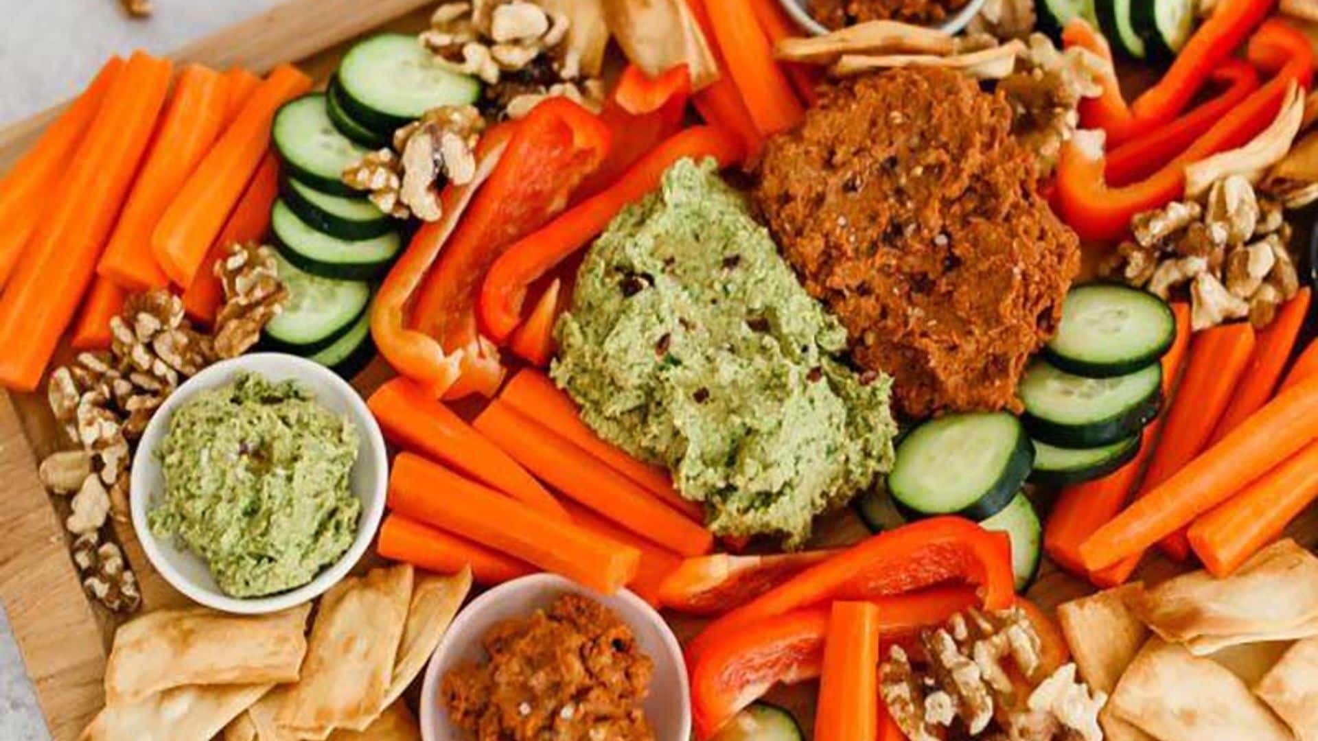 Tabla de hummus, crudités y frutos secos