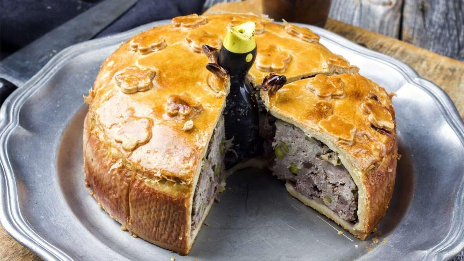 Tarta salada de cerdo y pistachos