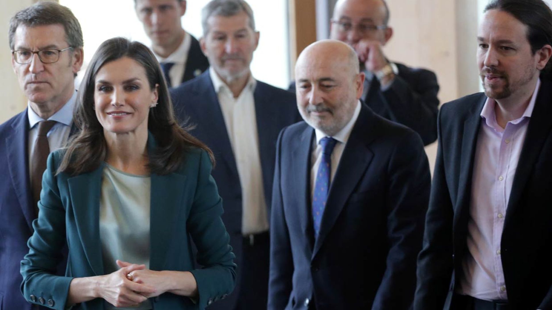 La Reina, acompañada por primera vez por Pablo Iglesias en un acto público