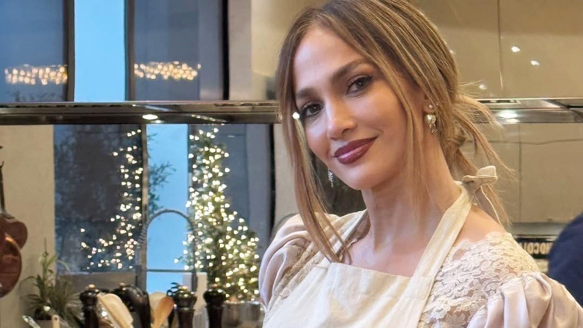 JLo, orgullosa de sus creaciones culinarias en Thanksgiving