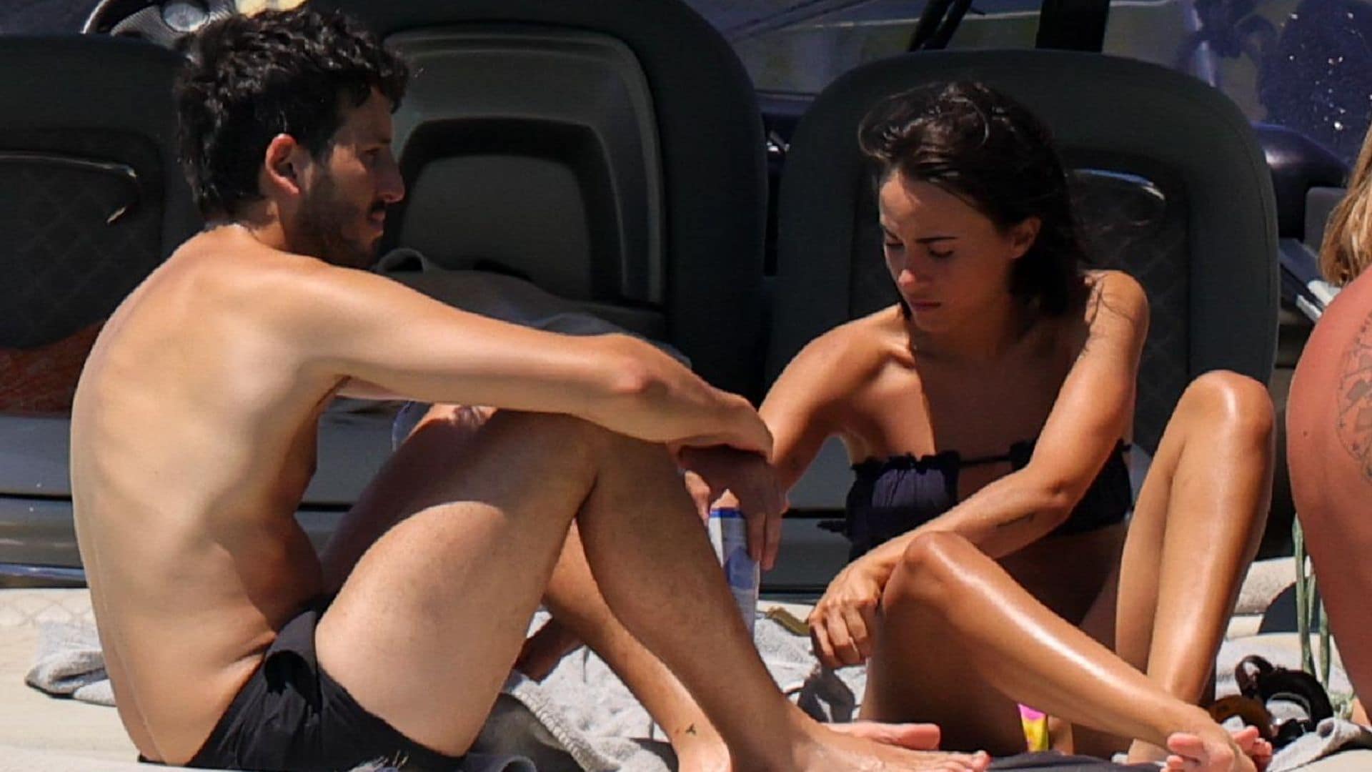 Aitana y Sebastián Yatra: las imágenes que prueban que están muy enamorados