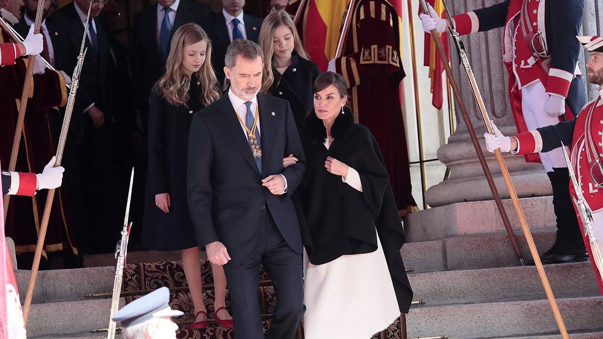 Los mejores momentos de los Reyes y sus hijas en la sesión de apertura de las Cortes