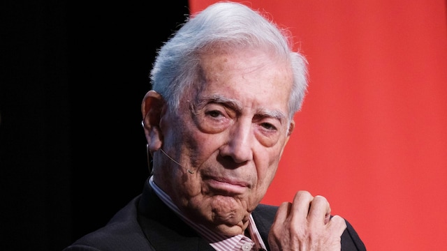 Author Mario Vargas Llosa during the conference 'El fuego de la imaginaciÃ³n' or 'The fire of imagination' at the InstitutoCervantes, in Madrid.