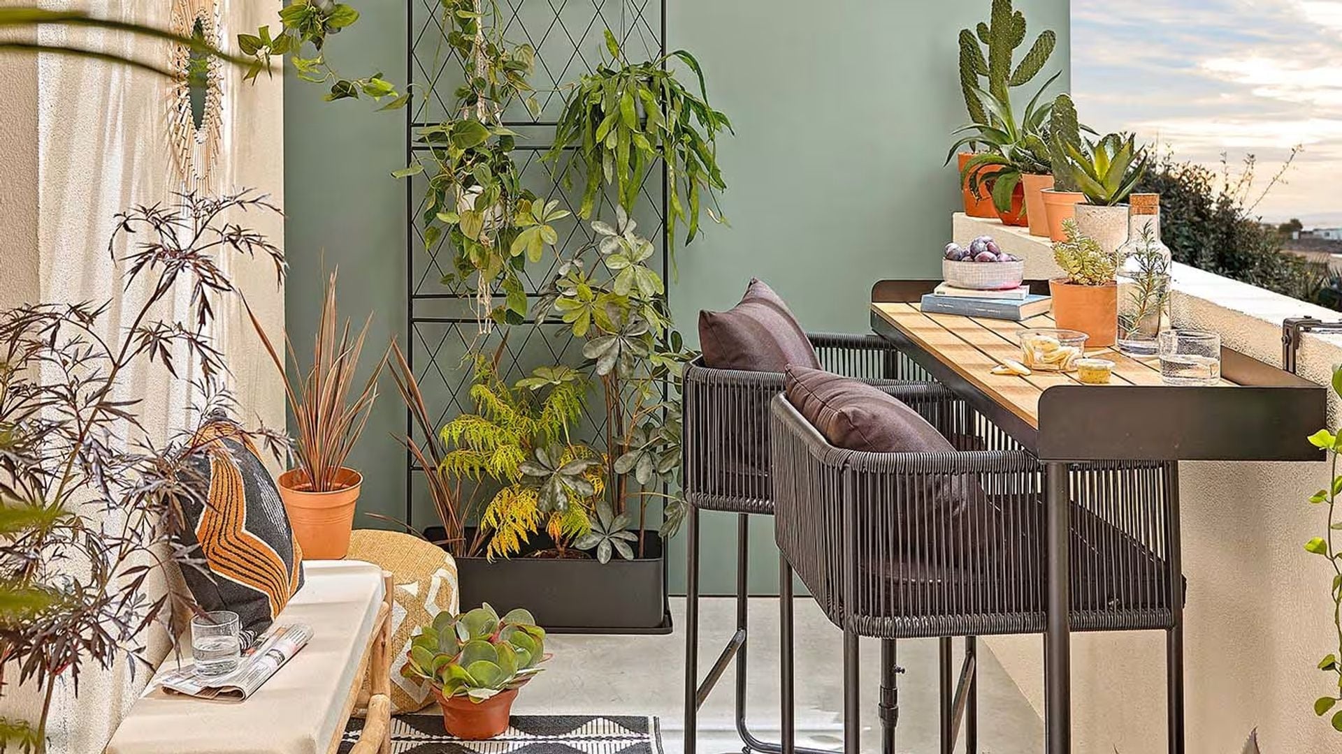Ideas de decoración para terrazas pequeñas que la convertirán en un auténtico oasis urbano