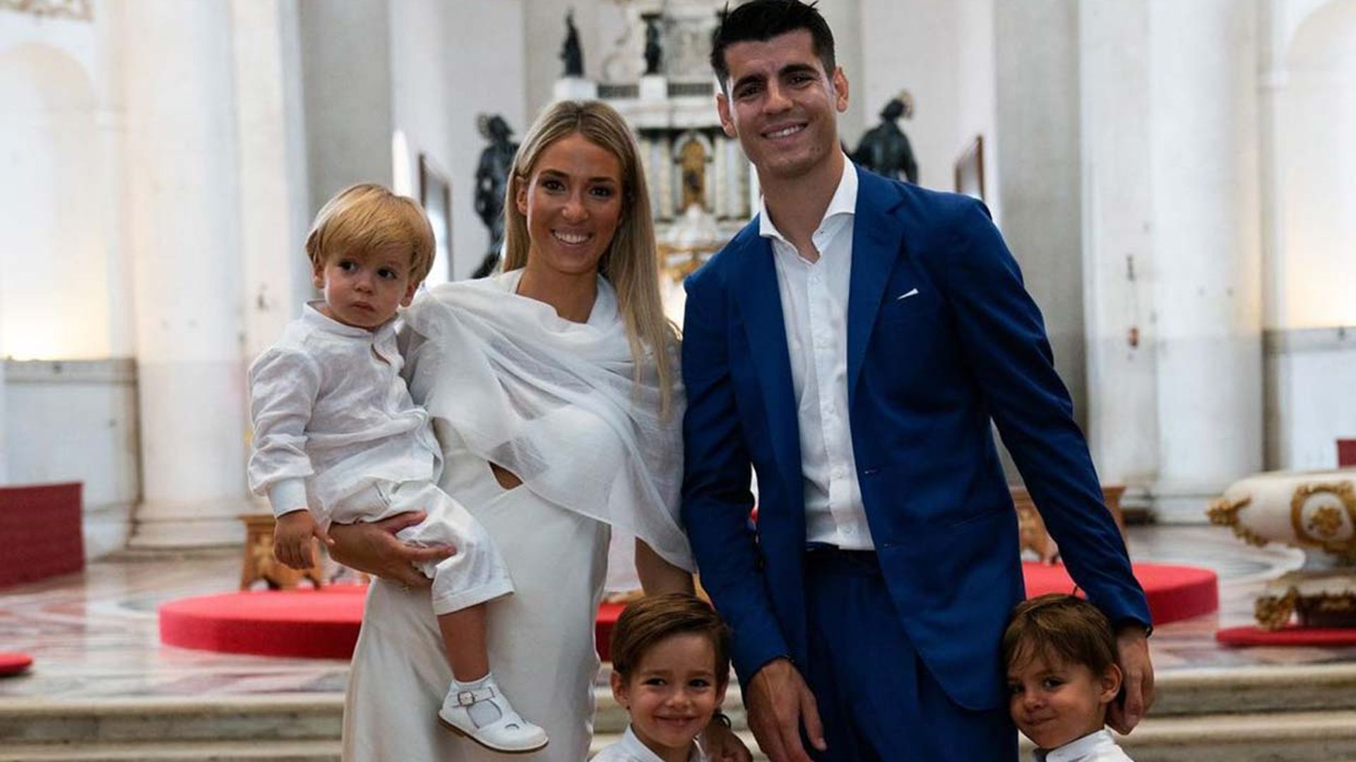 Alice Campello y Álvaro Morata bautizan a sus tres hijos antes de celebrar su 'reboda' en Venecia