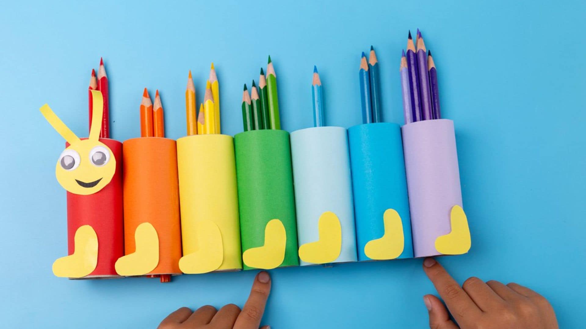 Manualidades sostenibles: haz un colorido portalápices para tu escritorio