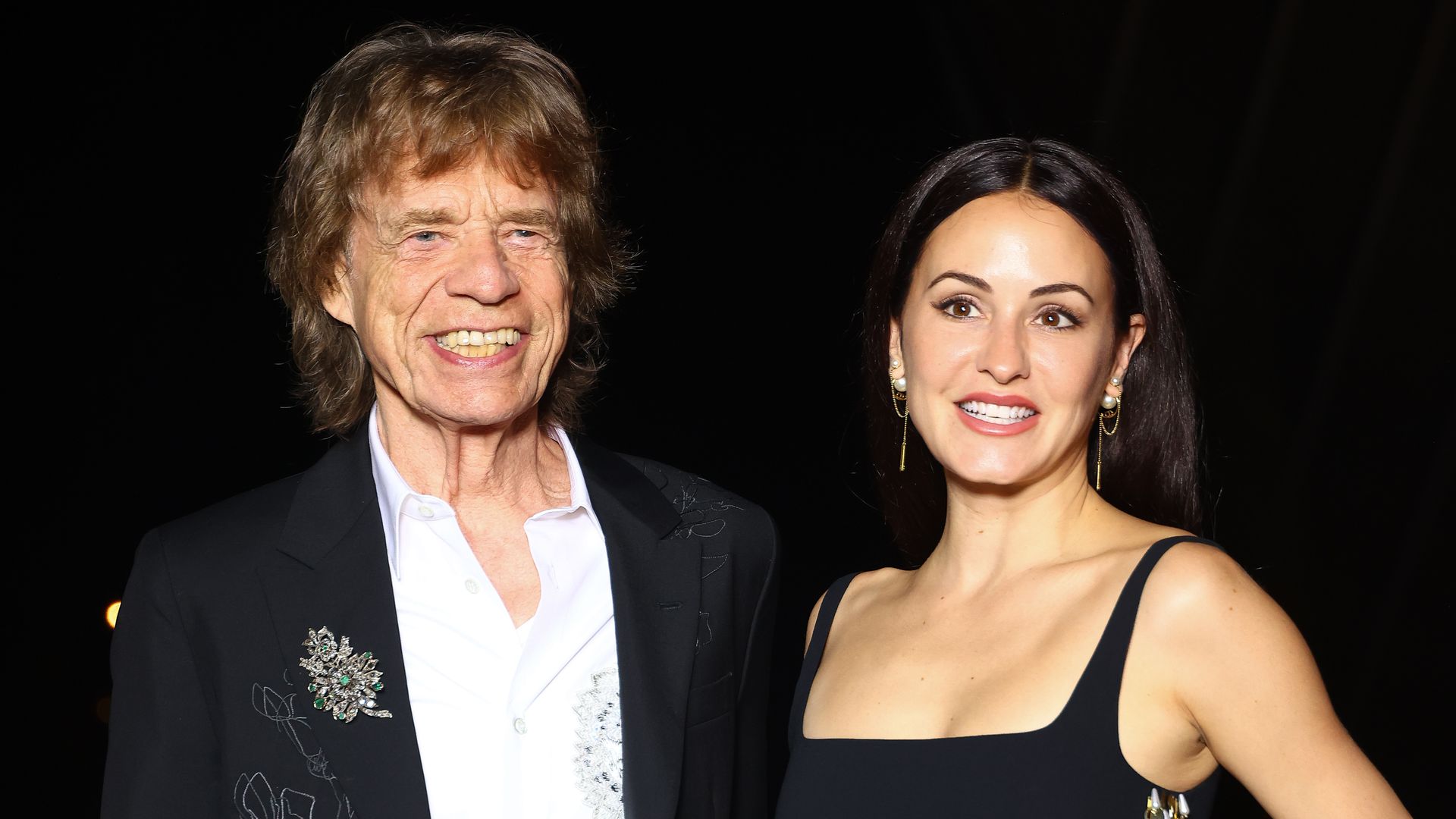 La prometida de Mick Jagger "desconsolada” tras atacarla en un club de Londres: “Dos personas me agarraron por detrás”
