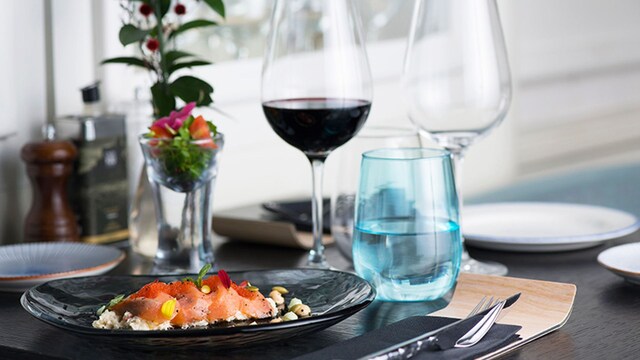 madrid only you hotel salesas gastronomia