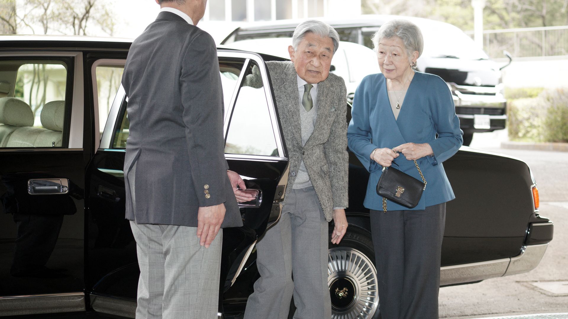 Preocupa la salud de Akihito de Japón: hospitalizado a los 91 años para pruebas cardíacas