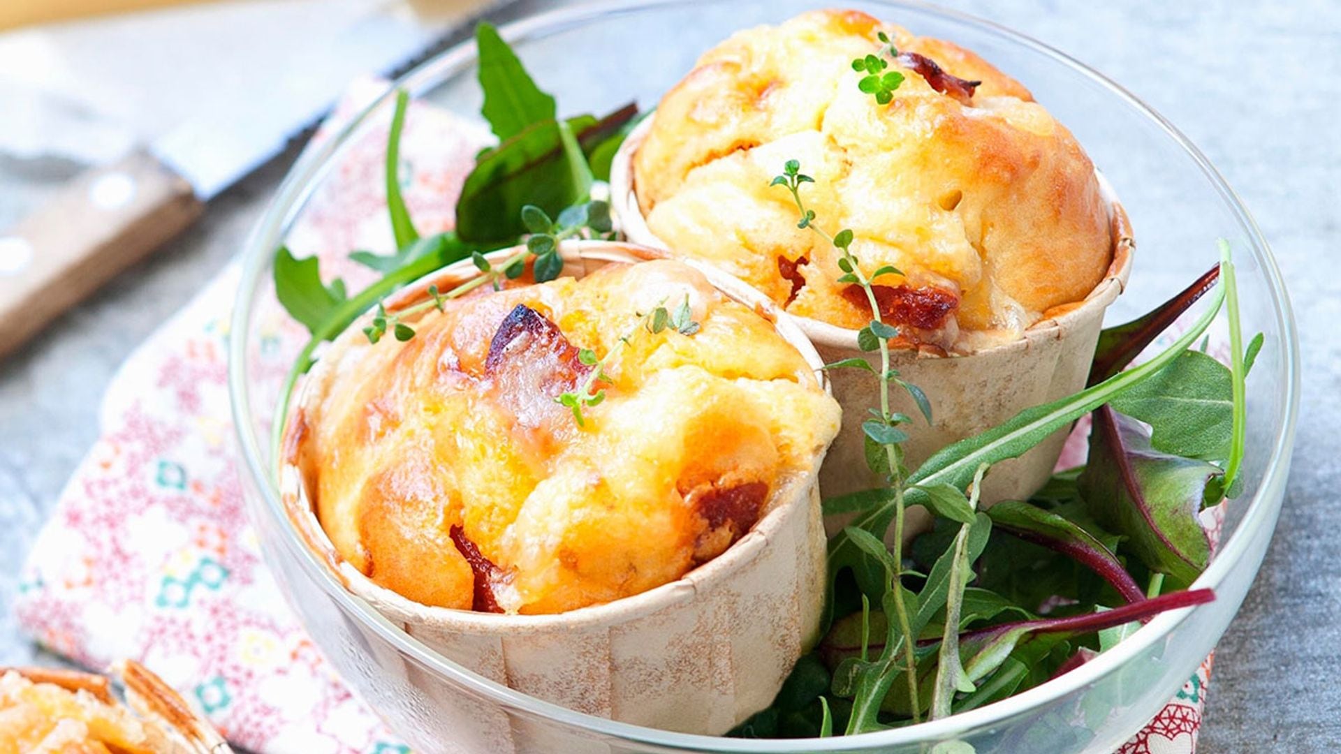 Muffins de queso con bacón