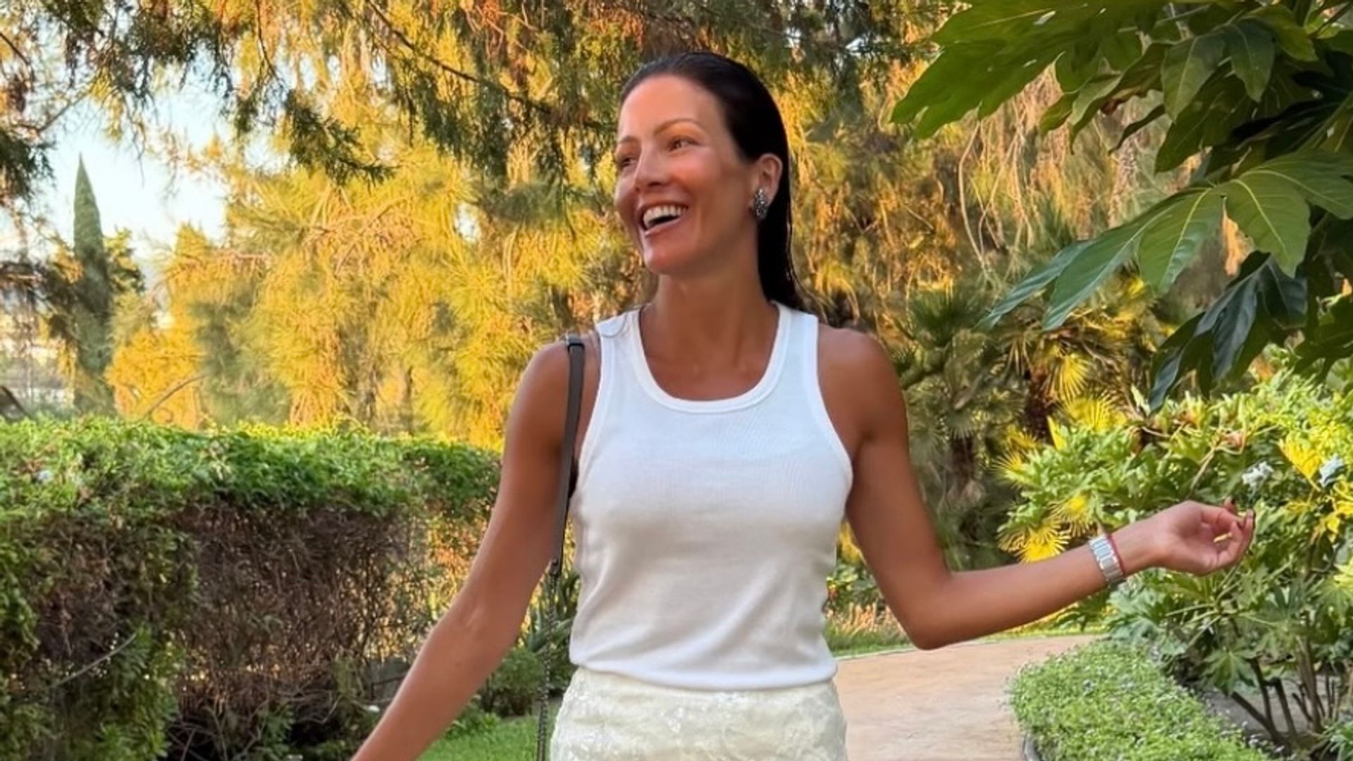 Virginia Troconis de vacaciones de verano en Tarifa con su marido, 'El Cordobés', 2026.
