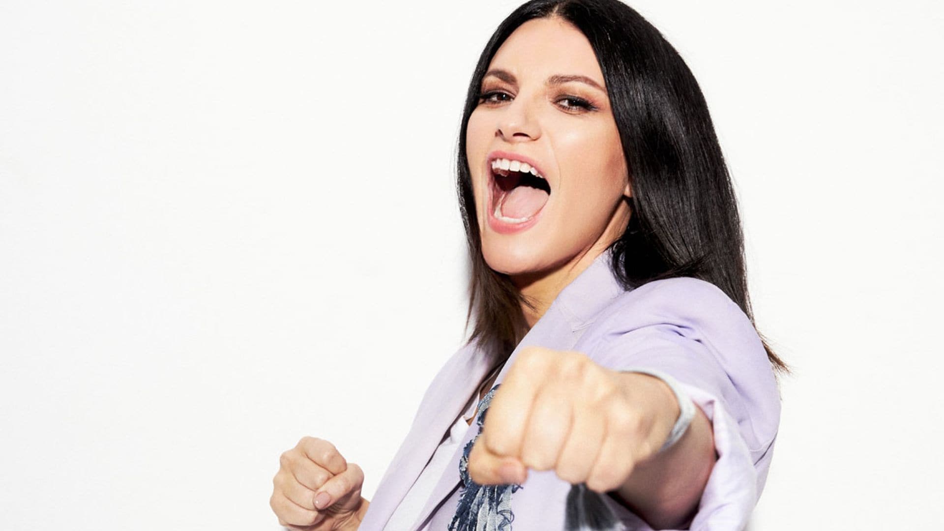 Laura Pausini, entusiasmada junto a Vanesa Martín en el arranque de las batallas de 'La Voz'