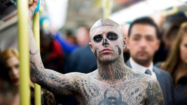 zombie_boy_fallece1t