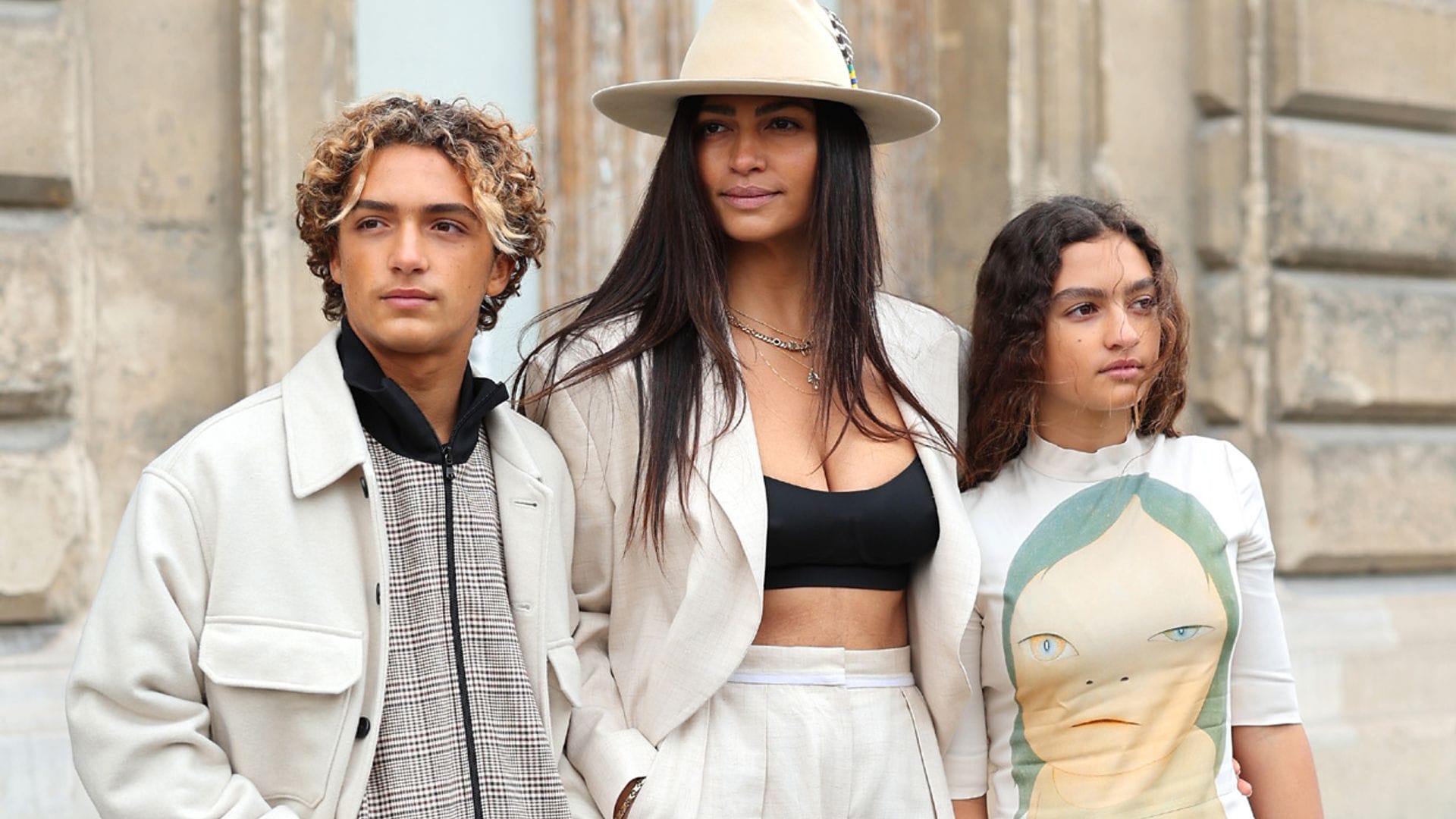 ¡Qué estilazo! Los hijos de Matthew McConaughey y Camila Alves debutan en París