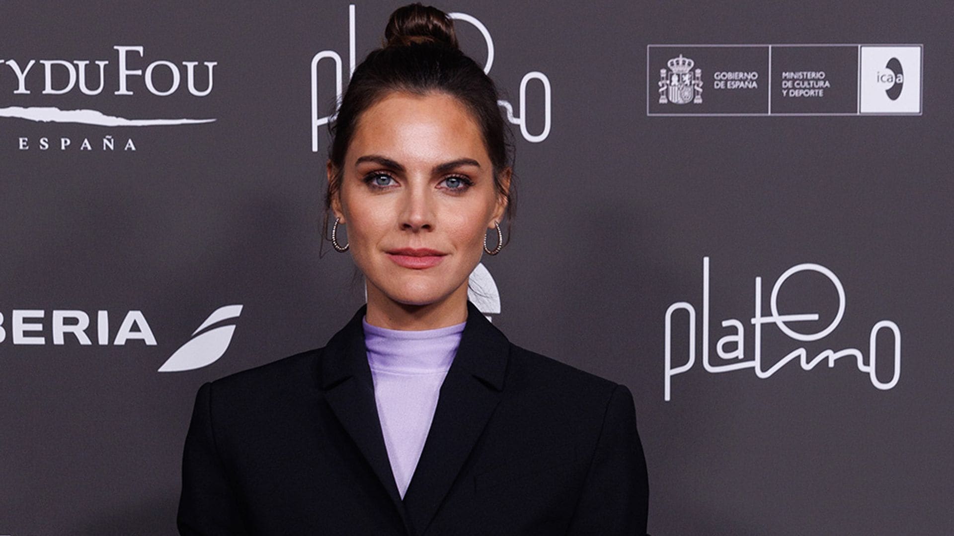 Amaia Salamanca, una invitada diferente con la americana deconstruida más original