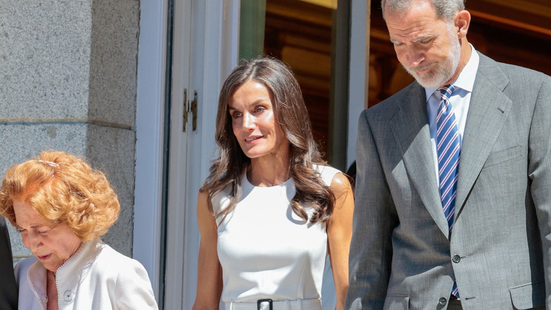 La reina Letizia recupera su vestido ‘Dadoria’, un diseño internacional que tiene anécdota