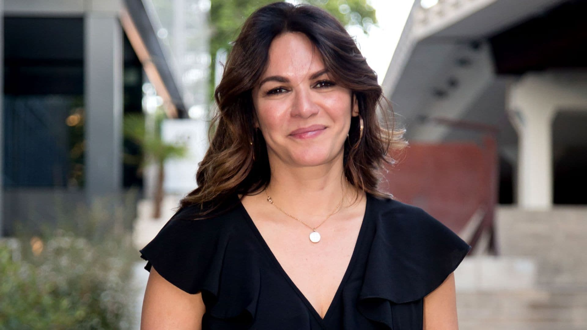 La reacción de Fabiola Martínez a la portada de Bertín Osborne en ¡HOLA!: 'Le voy a rebautizar como Bertinaitor'