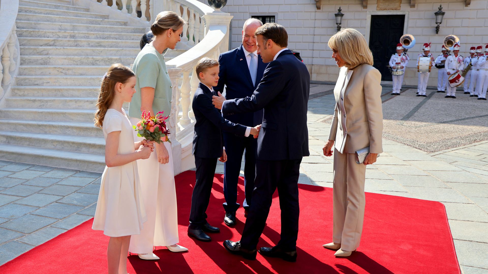 Jacques y Gabriella de Mónaco, inesperados protagonistas en la histórica visita de los Macron al Principado