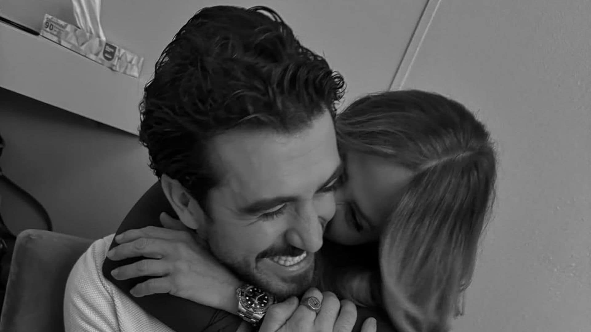 Andrea Legarreta y su novio.