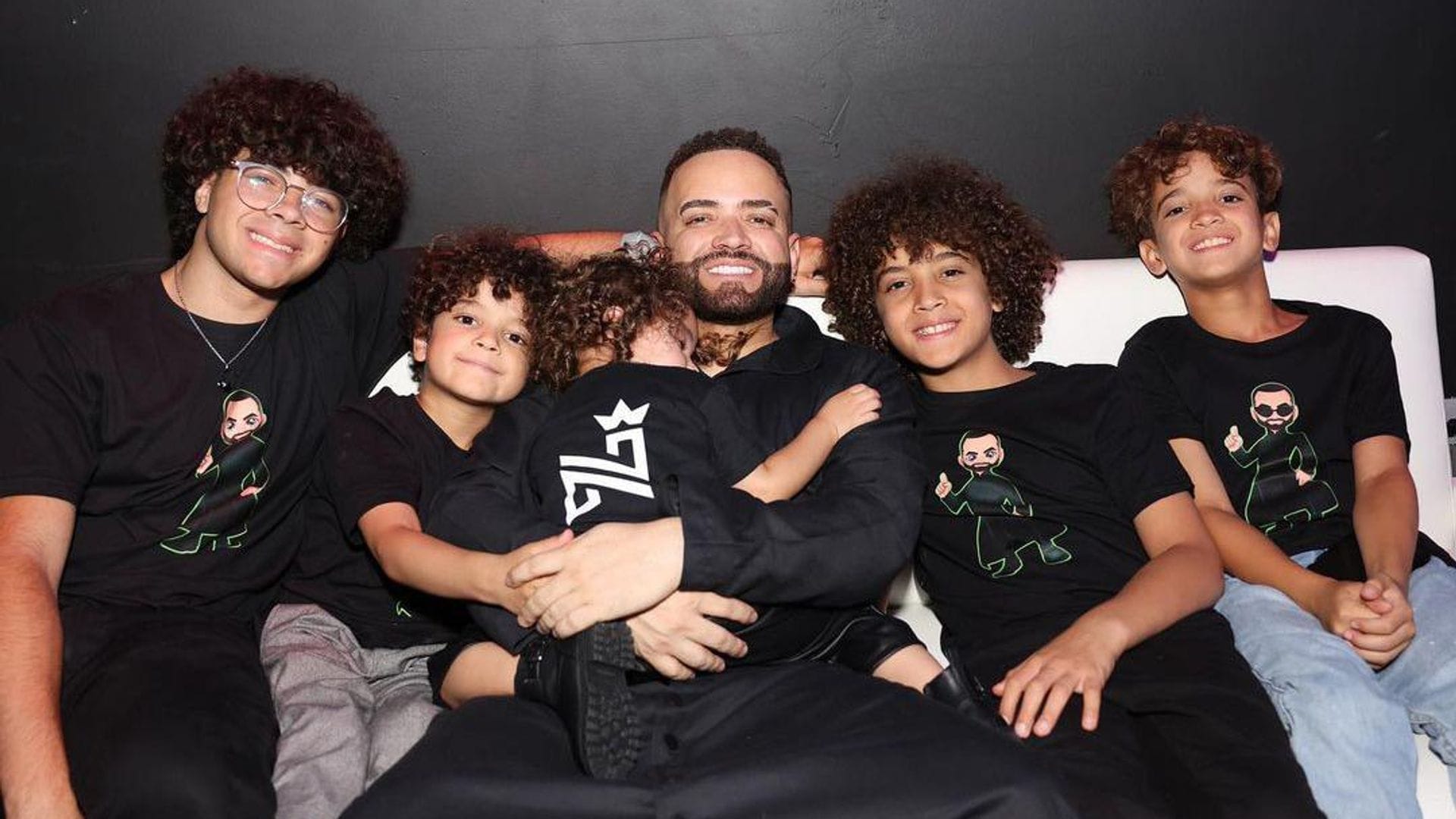 Nacho Mendoza celebra su cumpleaños en Miami con sus cinco hijos