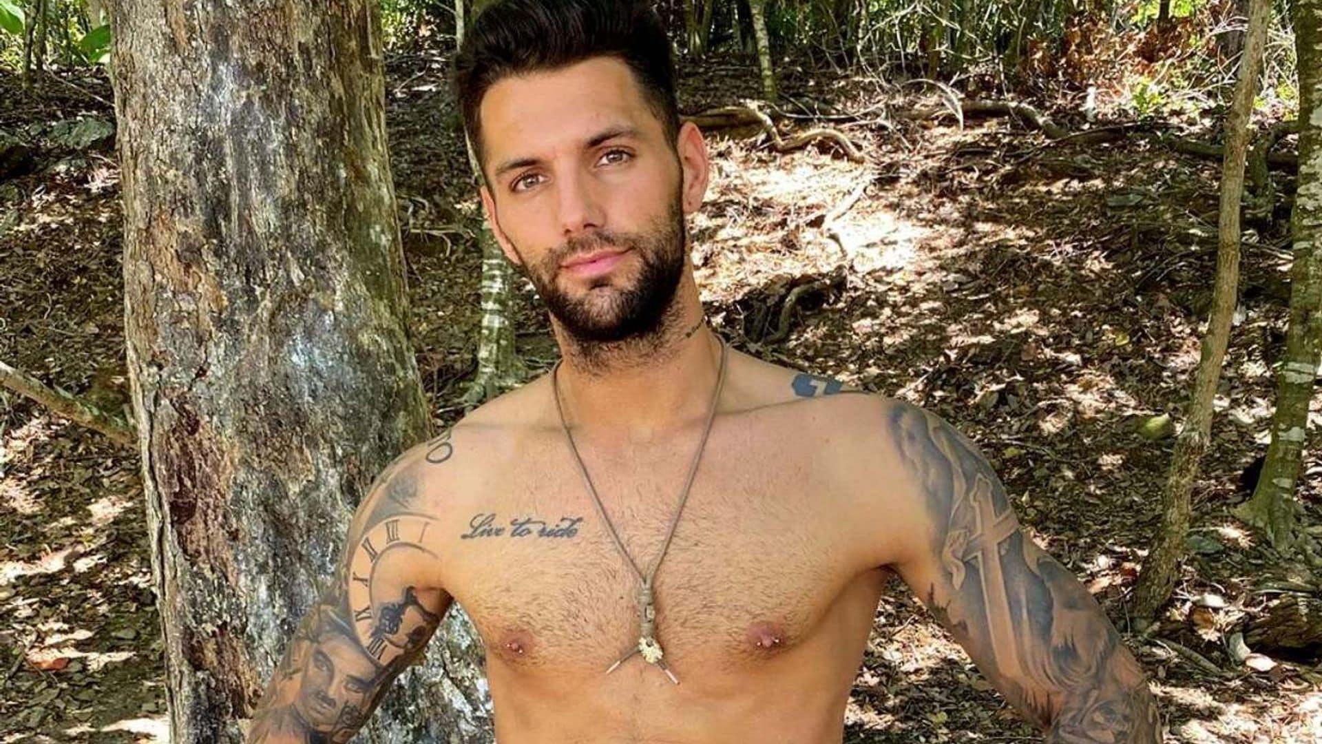 Con un aspecto muy diferente y apenas un minuto: así fue el debut de Albert Barranco en televisión