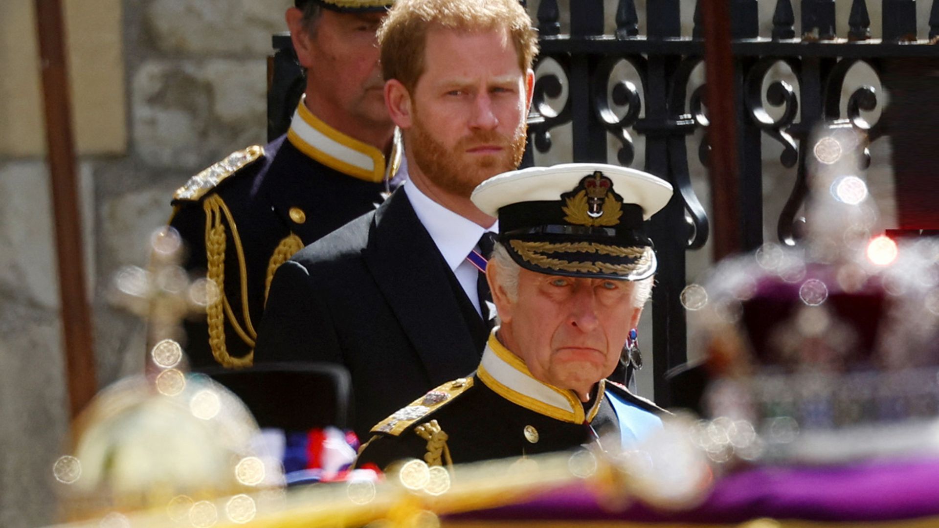 Paternal, bondadoso e intelectual... Así es Carlos III según el príncipe Harry