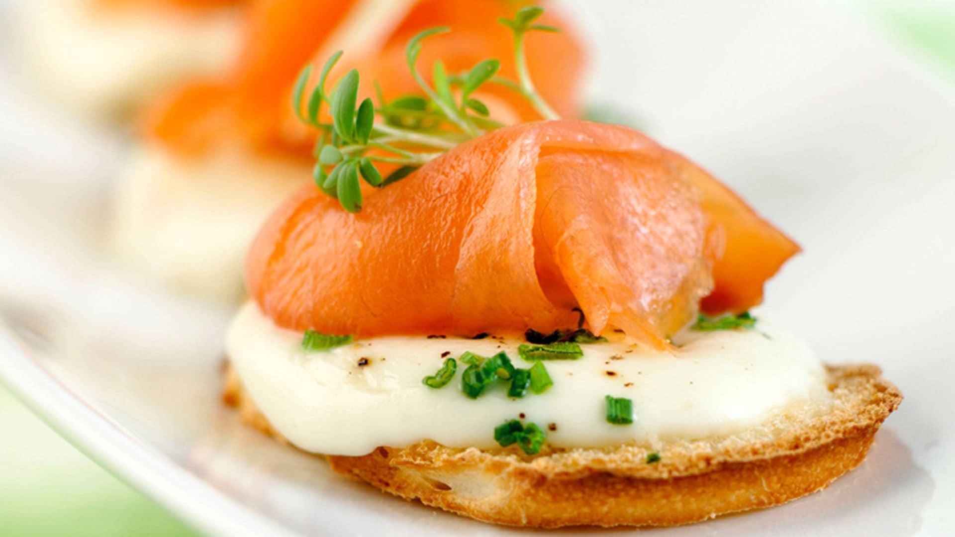 Salmón ahumado: 15 aperitivos fáciles para triunfar en Nochevieja